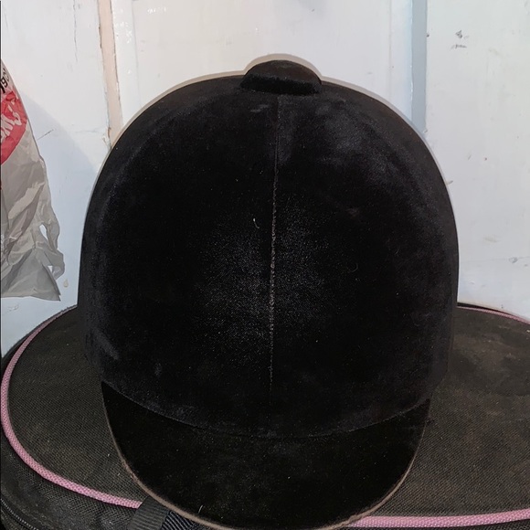 IRH velvet show helmet - Picture 5 of 5